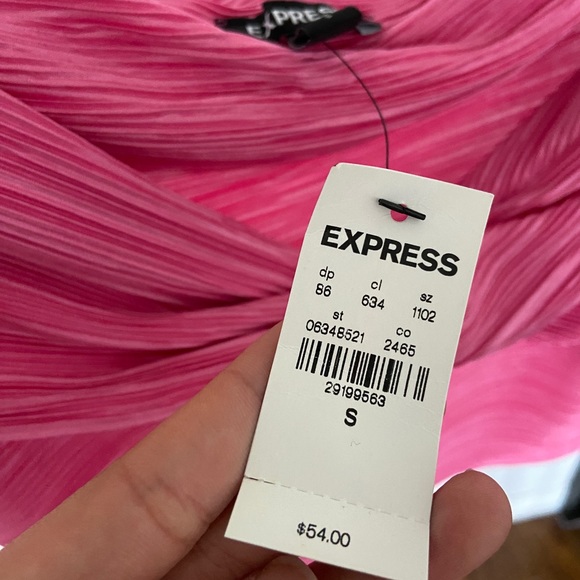 Express Pink Ruched Top - Picture 3 of 5